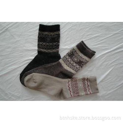 Breathable Knitted Cotton Mens Wool Socks For Camping And S